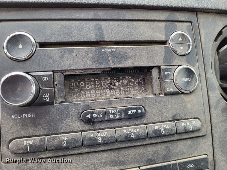 image for item LR9090 2012 Ford F550 Super Duty XL  utility / service truck