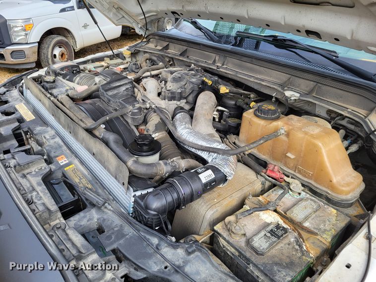 image for item LR9090 2012 Ford F550 Super Duty XL  utility / service truck