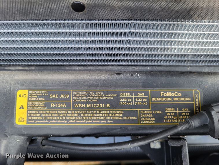 image for item LR9090 2012 Ford F550 Super Duty XL  utility / service truck