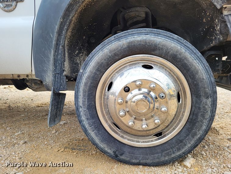 image for item LR9090 2012 Ford F550 Super Duty XL  utility / service truck