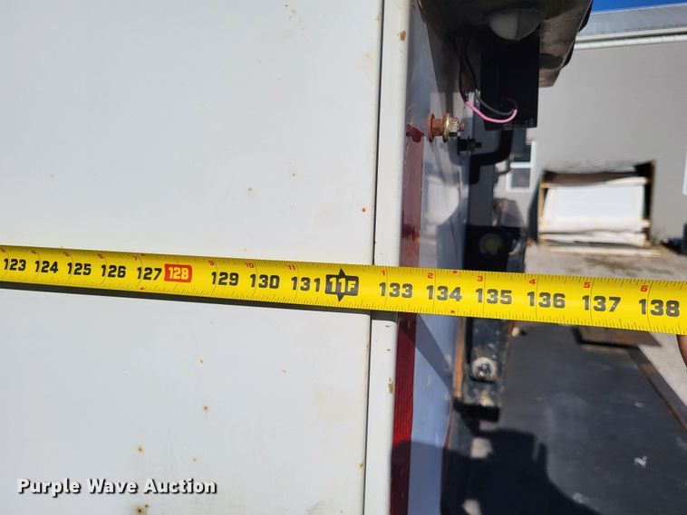 image for item LR9101 2005 GMC C5500  utility / service truck