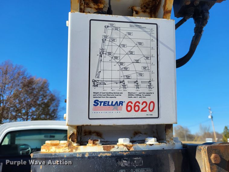 image for item LR9101 2005 GMC C5500  utility / service truck