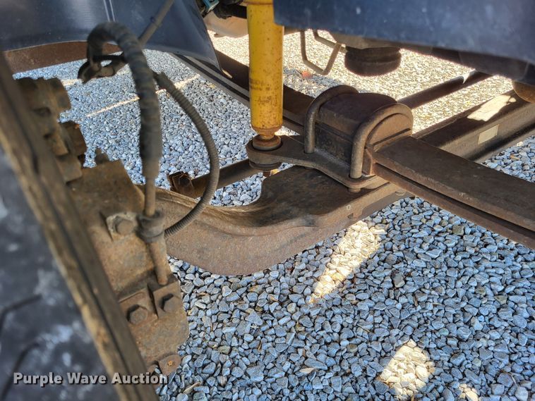 image for item LR9101 2005 GMC C5500  utility / service truck