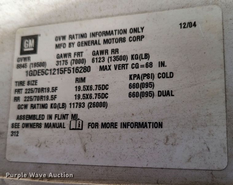 image for item LR9101 2005 GMC C5500  utility / service truck