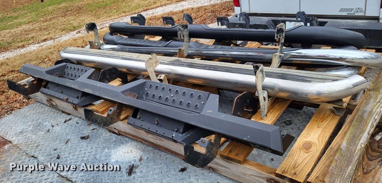 image for item LR9105 (4) sets of running boards