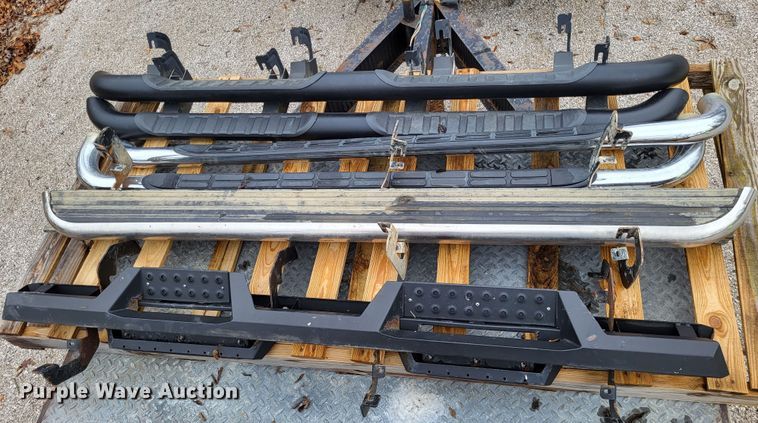 image for item LR9105 (4) sets of running boards