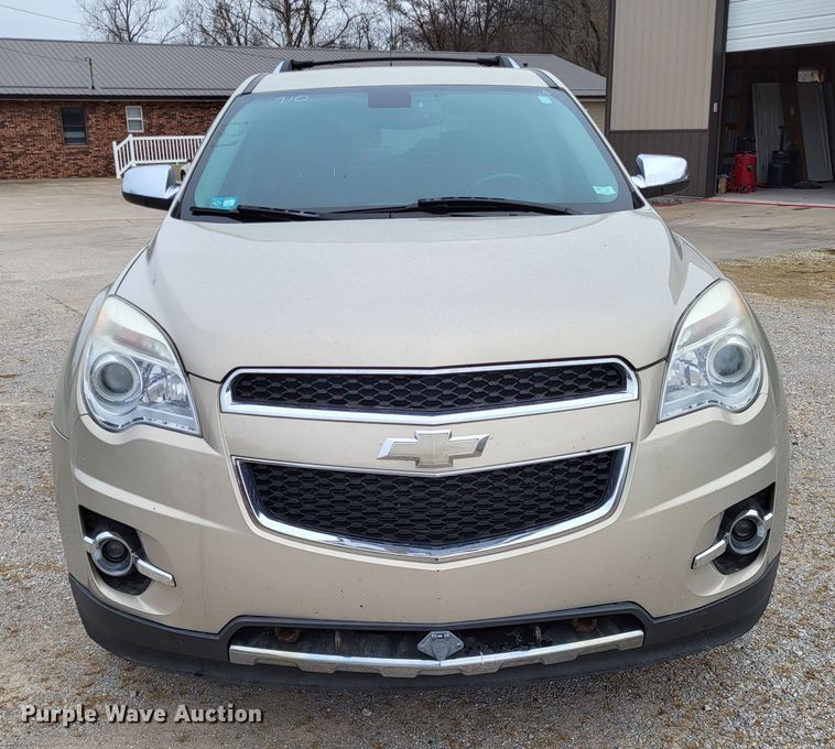 image for item LR9132 2010 Chevrolet Equinox LTZ  SUV