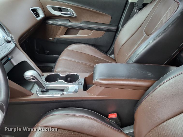 image for item LR9132 2010 Chevrolet Equinox LTZ  SUV