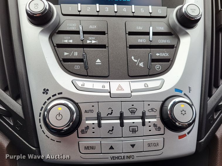 image for item LR9132 2010 Chevrolet Equinox LTZ  SUV