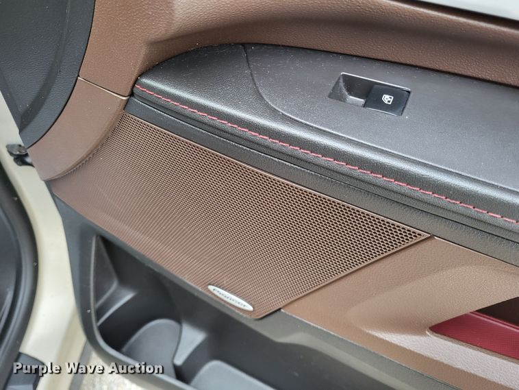 image for item LR9132 2010 Chevrolet Equinox LTZ  SUV