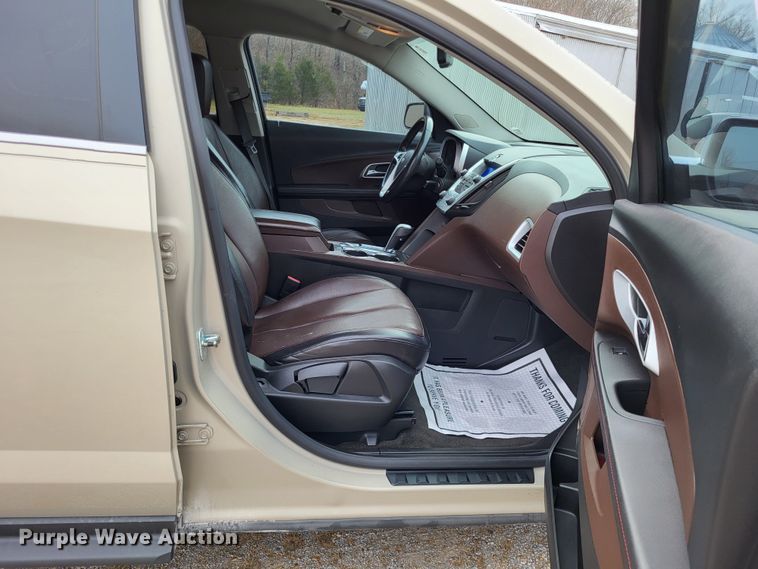 image for item LR9132 2010 Chevrolet Equinox LTZ  SUV