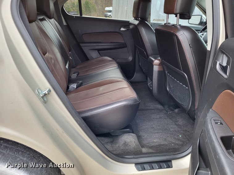 image for item LR9132 2010 Chevrolet Equinox LTZ  SUV