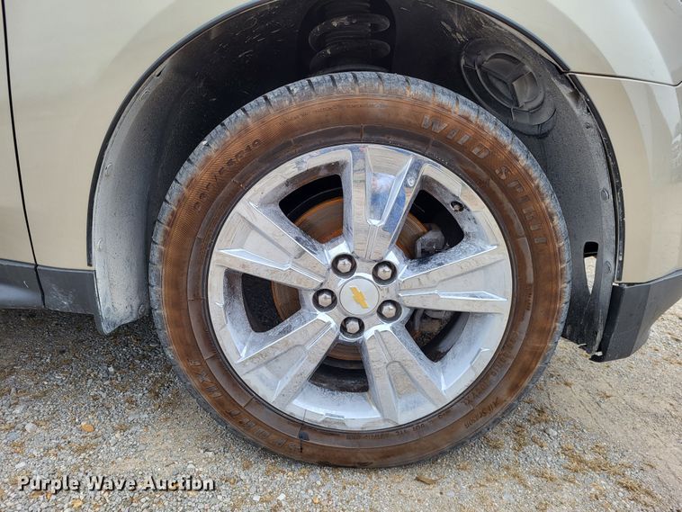 image for item LR9132 2010 Chevrolet Equinox LTZ  SUV