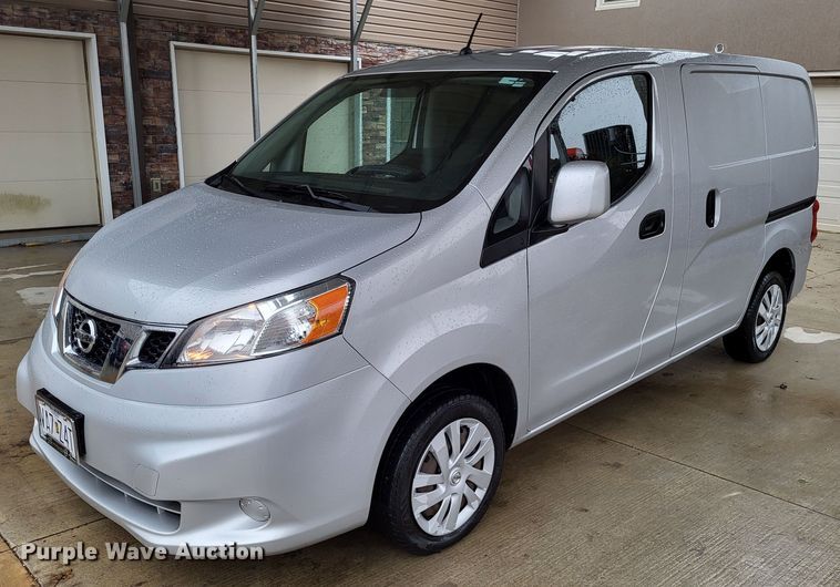 image for item LR9137 2015 Nissan NV200 SV  van