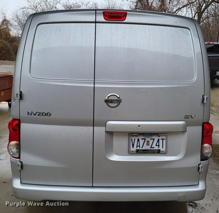 image for item LR9137 2015 Nissan NV200 SV  van