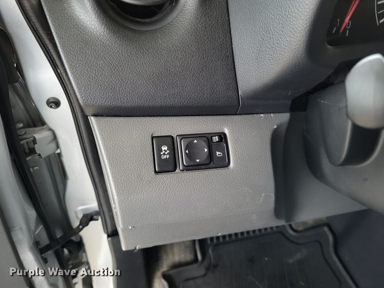 image for item LR9137 2015 Nissan NV200 SV  van