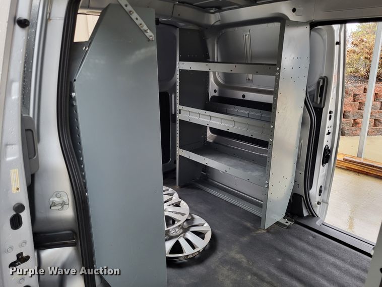 image for item LR9137 2015 Nissan NV200 SV  van