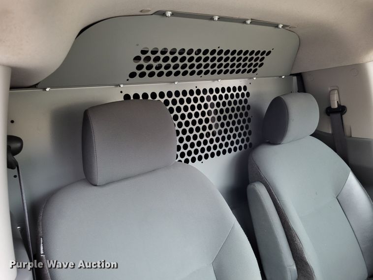 image for item LR9137 2015 Nissan NV200 SV  van