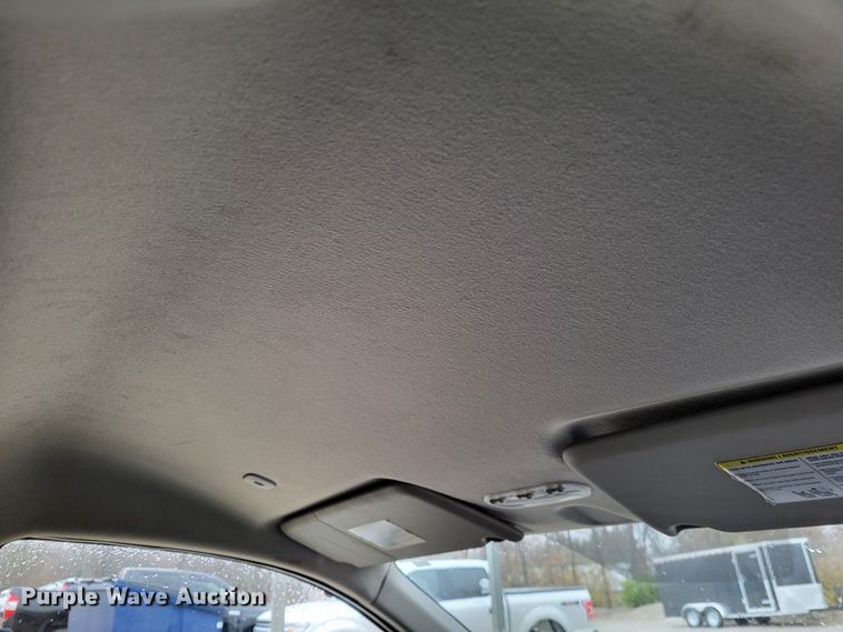 image for item LR9137 2015 Nissan NV200 SV  van