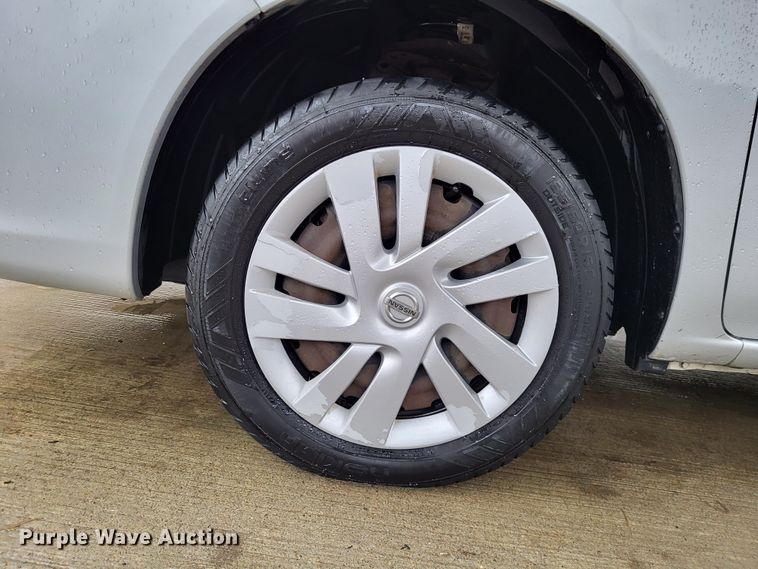 image for item LR9137 2015 Nissan NV200 SV  van