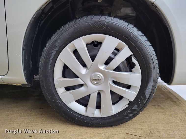 image for item LR9137 2015 Nissan NV200 SV  van