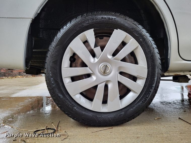 image for item LR9137 2015 Nissan NV200 SV  van