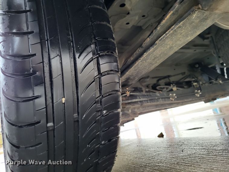 image for item LR9137 2015 Nissan NV200 SV  van