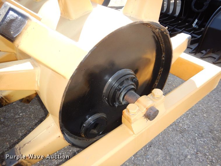 image for item LY9165 Skid steer sheepsfoot roller