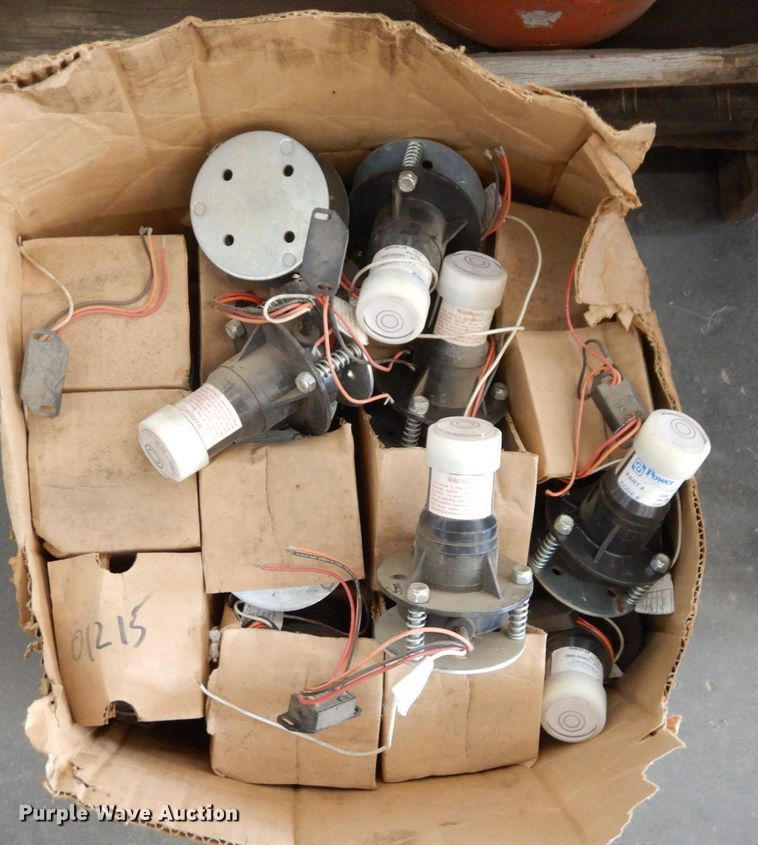 image for item LY9200 Snorkelift  lift parts