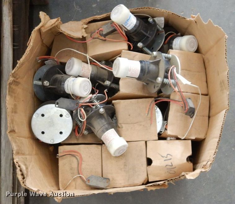 image for item LY9200 Snorkelift  lift parts