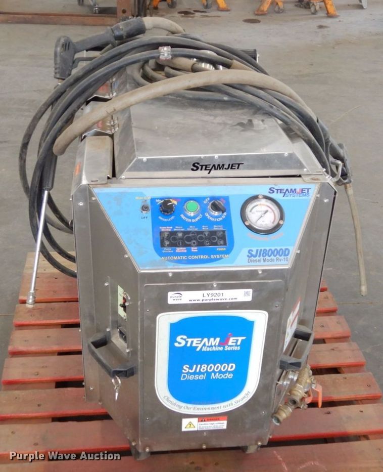 image for item LY9201 2010 Steamjet SJI 8000D  steam cleaner