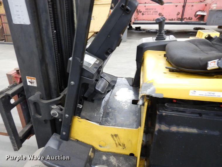 image for item LY9246 Yale ERC065RGN48TE098  forklift