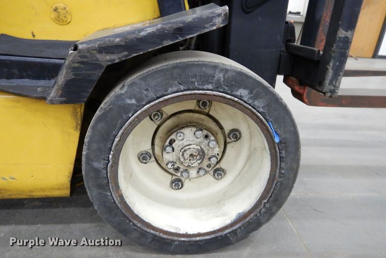 image for item LY9246 Yale ERC065RGN48TE098  forklift