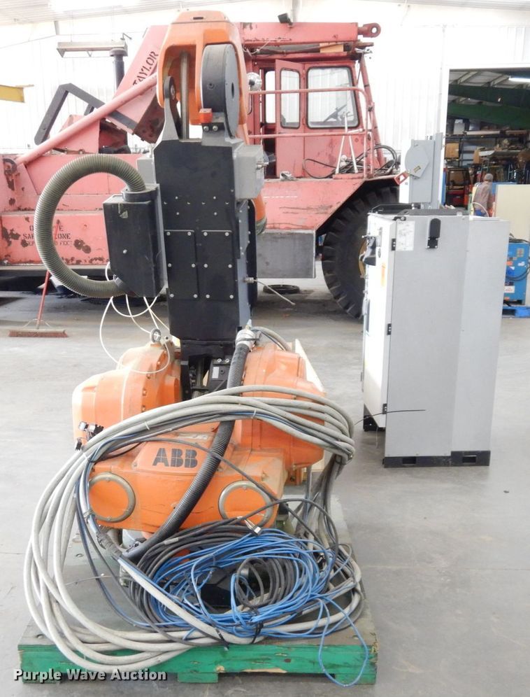 image for item LY9265 ABB AS Robotics T00F11B13V13H13  painting robot