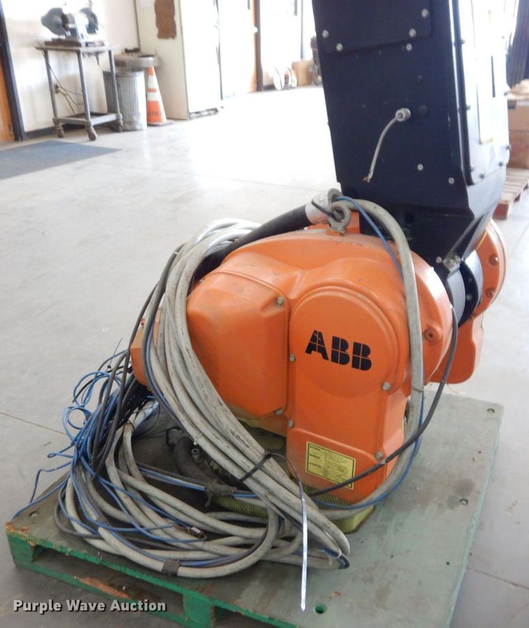 image for item LY9265 ABB AS Robotics T00F11B13V13H13  painting robot