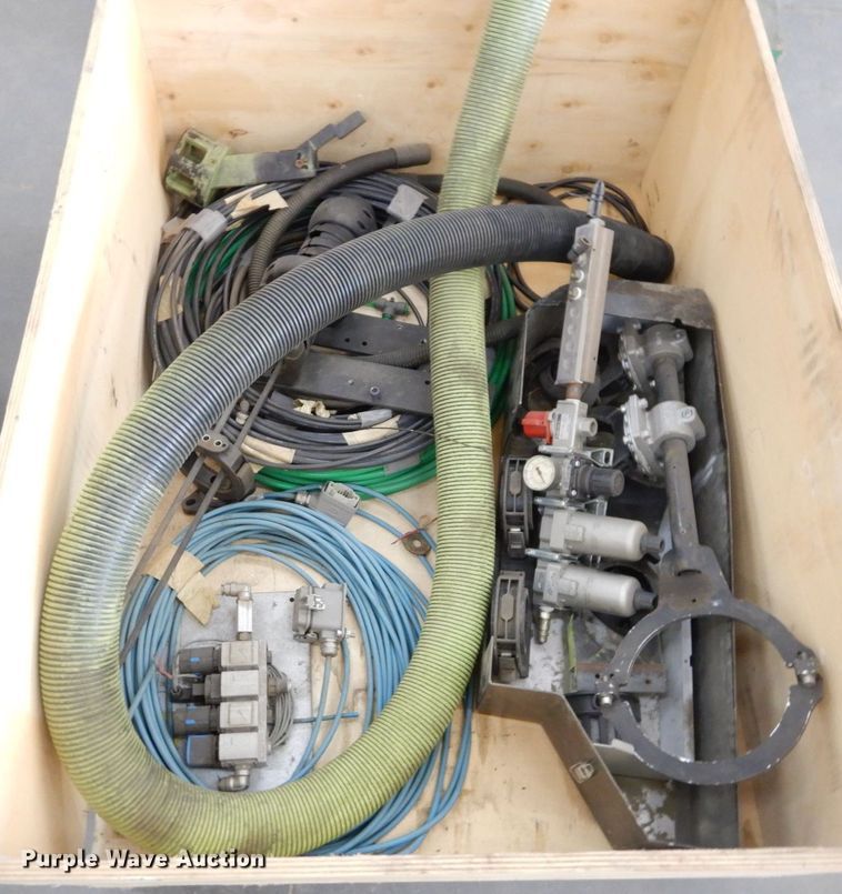 image for item LY9265 ABB AS Robotics T00F11B13V13H13  painting robot