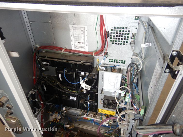 image for item LY9265 ABB AS Robotics T00F11B13V13H13  painting robot