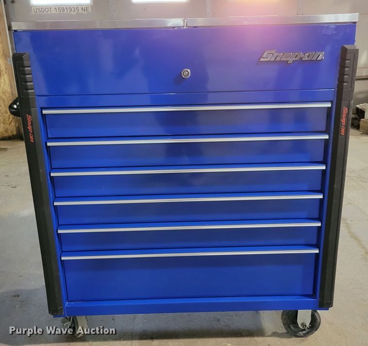 image for item LY9803 Snap-on KRSC43CPM  toolbox