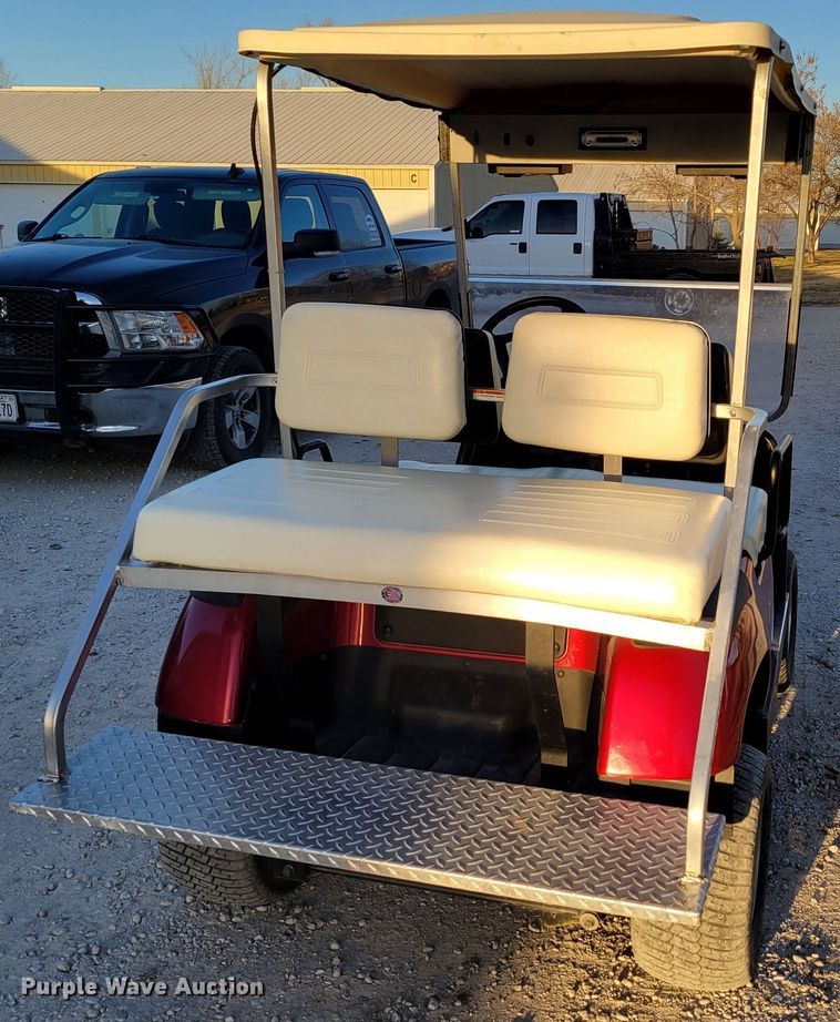 image for item LY9804 Yamaha  golf cart