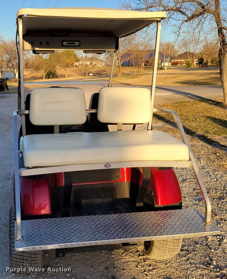 image for item LY9804 Yamaha  golf cart