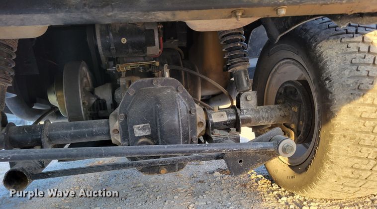 image for item LY9804 Yamaha  golf cart