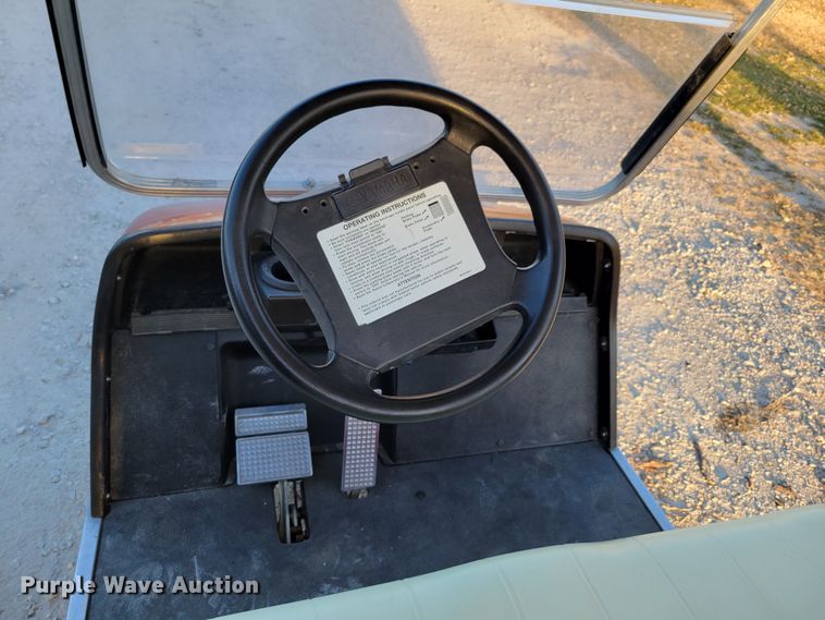 image for item LY9804 Yamaha  golf cart
