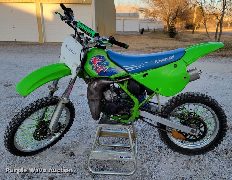 image for item LY9805 1992 Kawasaki KX80  motorcycle