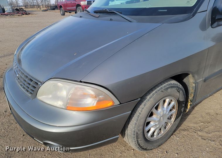 image for item ME9603 2002 Ford Windstar LX  van