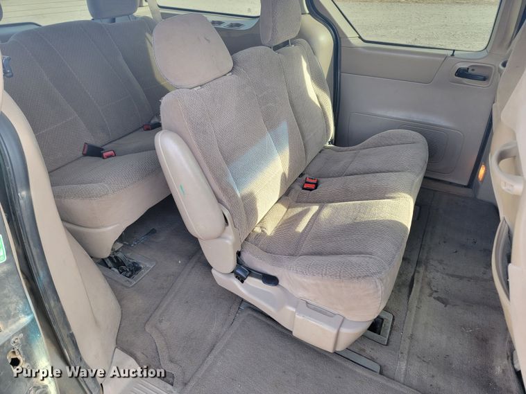 image for item ME9603 2002 Ford Windstar LX  van