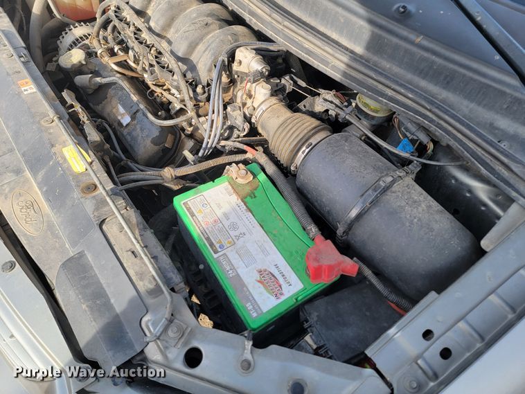 image for item ME9603 2002 Ford Windstar LX  van