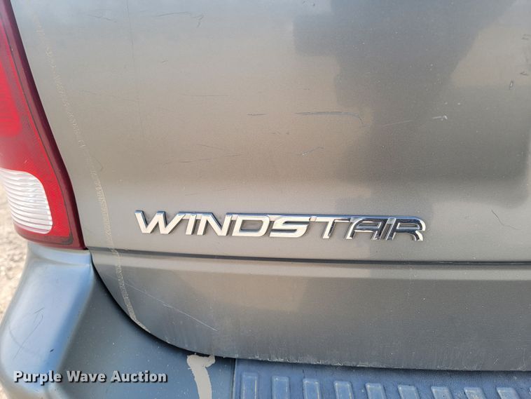 image for item ME9603 2002 Ford Windstar LX  van