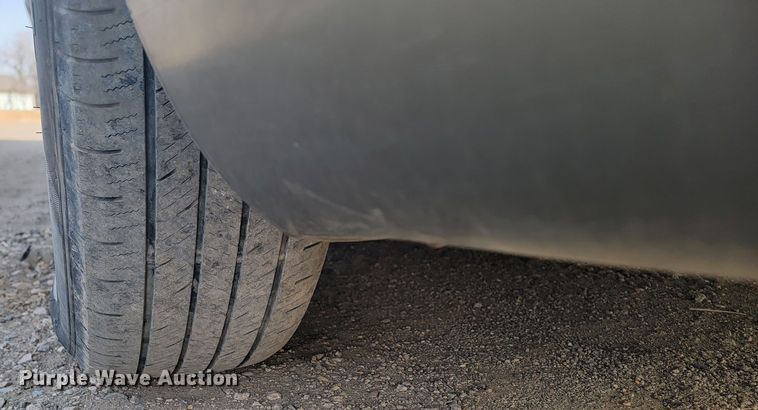 image for item ME9603 2002 Ford Windstar LX  van