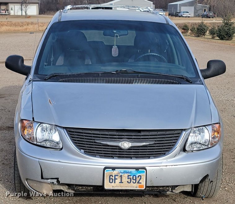 image for item ME9604 2004 Chrysler Town & Country Limited  van