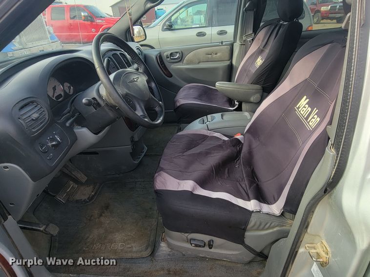 image for item ME9604 2004 Chrysler Town & Country Limited  van